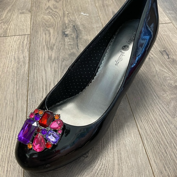 Lindsay Phillips changeable patent wedge - Picture 9 of 13